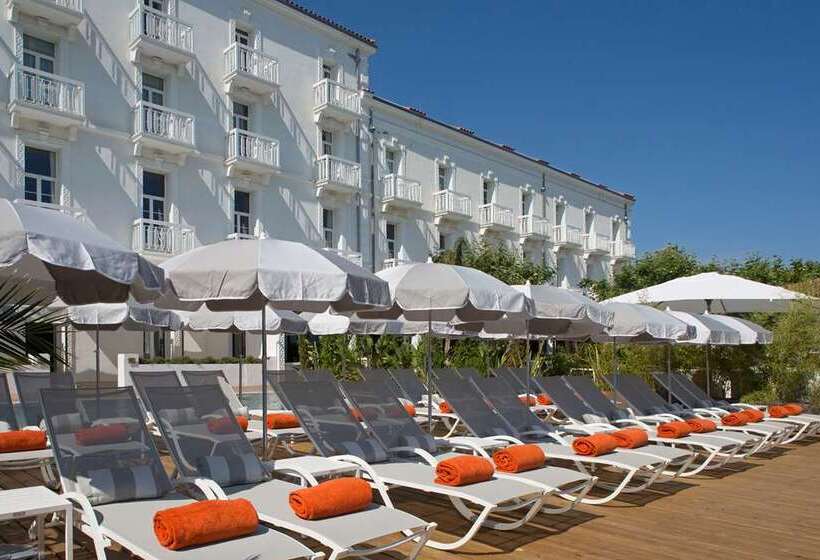 Grand Hotel Des Sablettes Plage, Curio Collection By Hilton