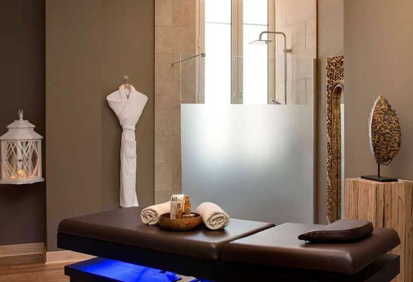 Grand Hotel Des Sablettes Plage, Curio Collection By Hilton