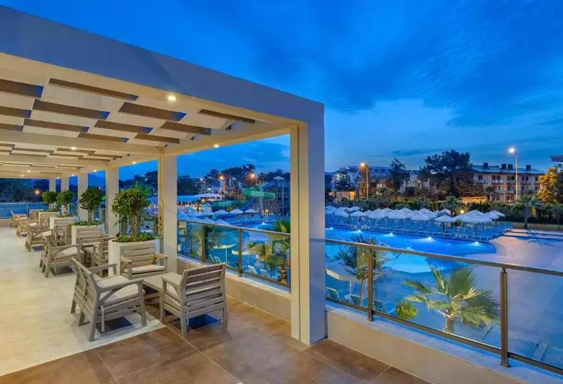 Hotelli Dosinia Luxury Resort Ultra All Inclusive