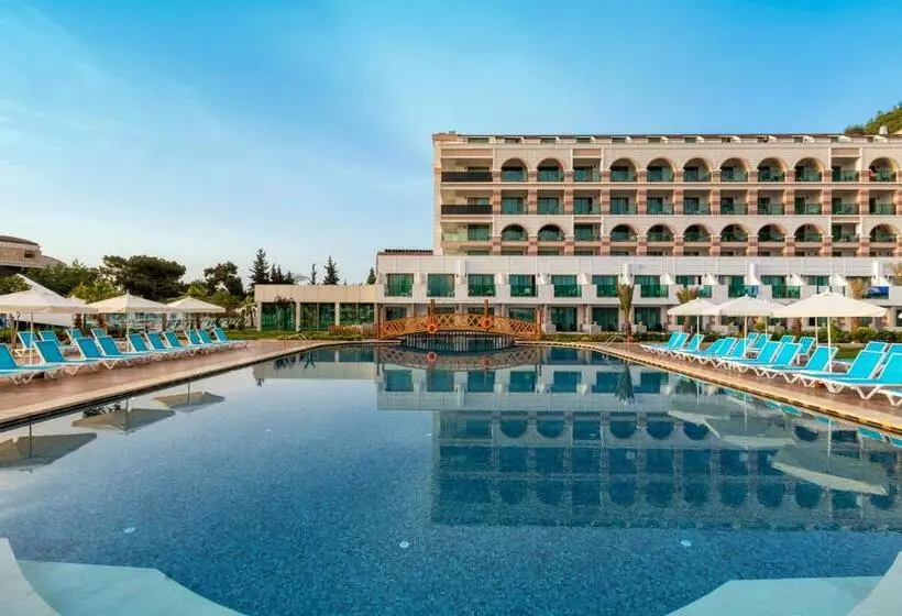 Hotelli Dosinia Luxury Resort Ultra All Inclusive
