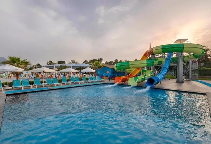 Hotelli Dosinia Luxury Resort Ultra All Inclusive