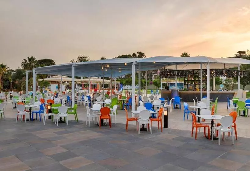 Hotelli Dosinia Luxury Resort Ultra All Inclusive