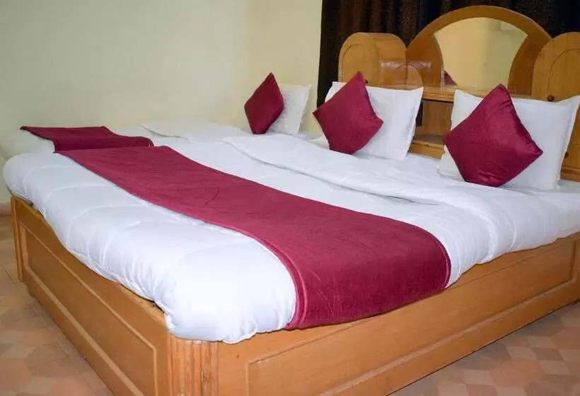 Hotel Manas Homestay By Sky Stays