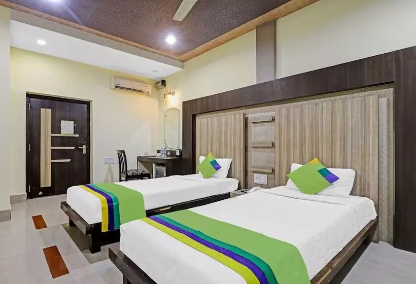 Hotel Treebo Apollo