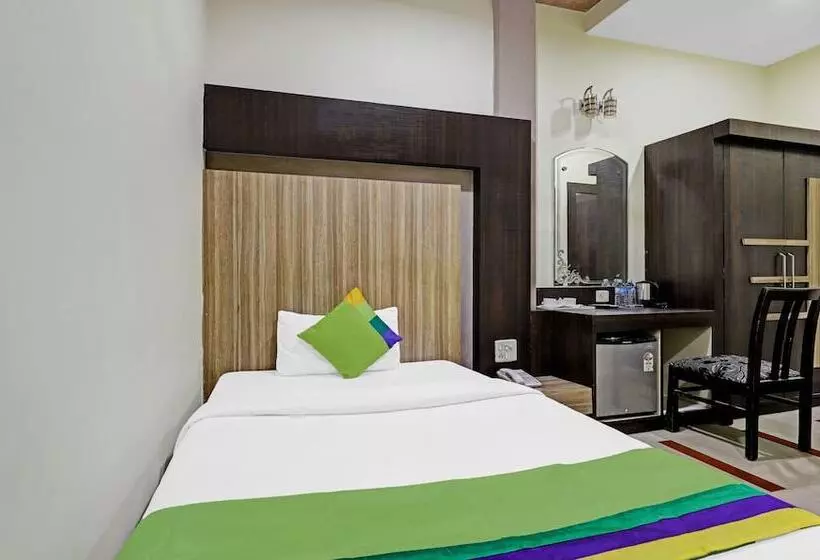 Hotel Treebo Apollo