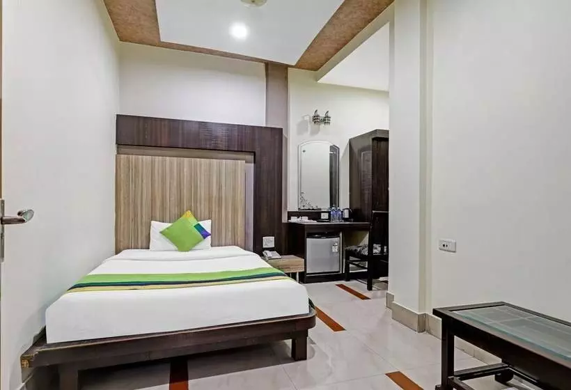 Hotel Treebo Apollo