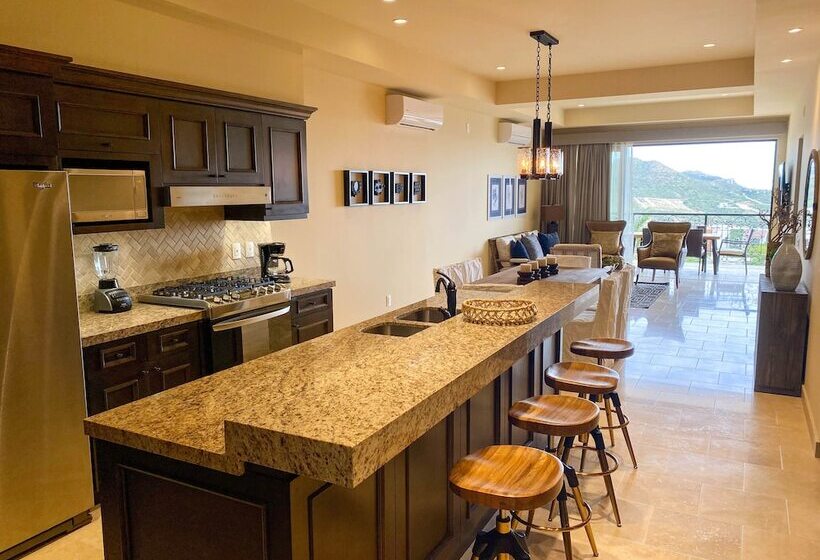 منتجع Quivira Los Cabos Condos & Homes   Vacation Rentals