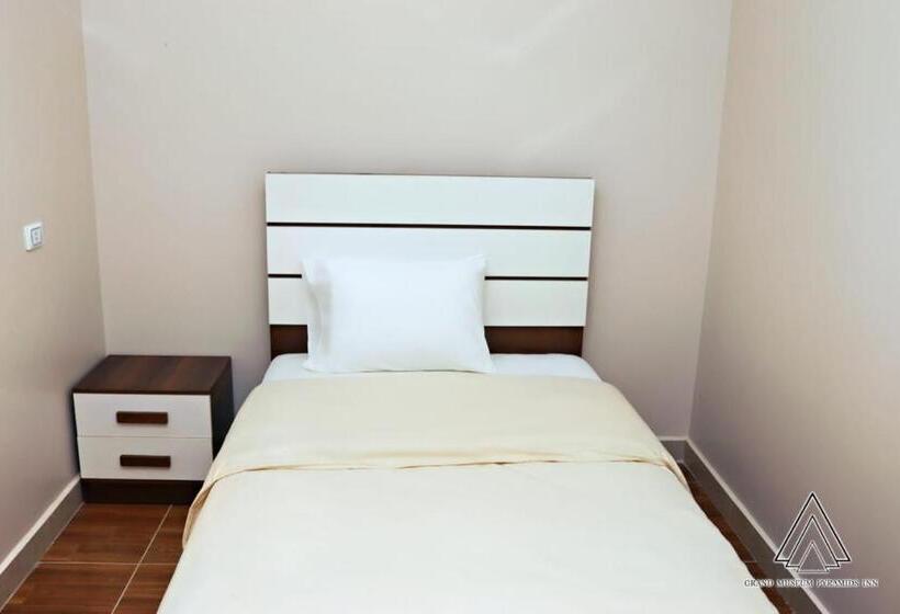 تختخواب و صبحانه Luca Pyramids Inn