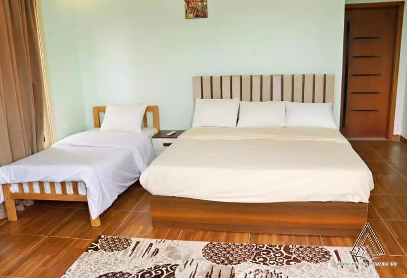 تختخواب و صبحانه Luca Pyramids Inn
