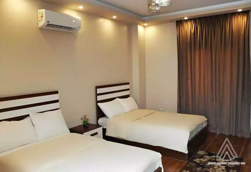تختخواب و صبحانه Luca Pyramids Inn