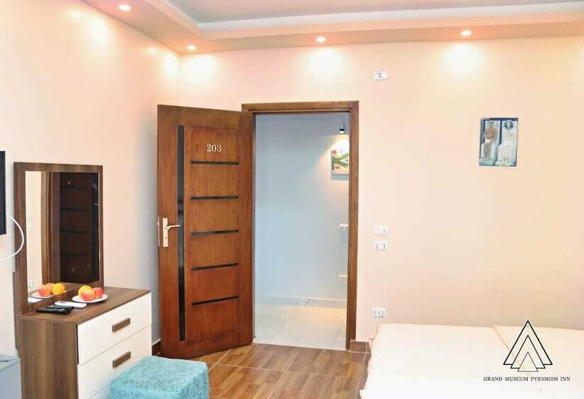 تختخواب و صبحانه Luca Pyramids Inn