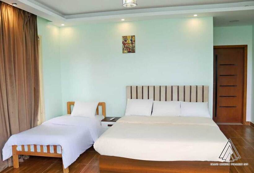 تختخواب و صبحانه Luca Pyramids Inn