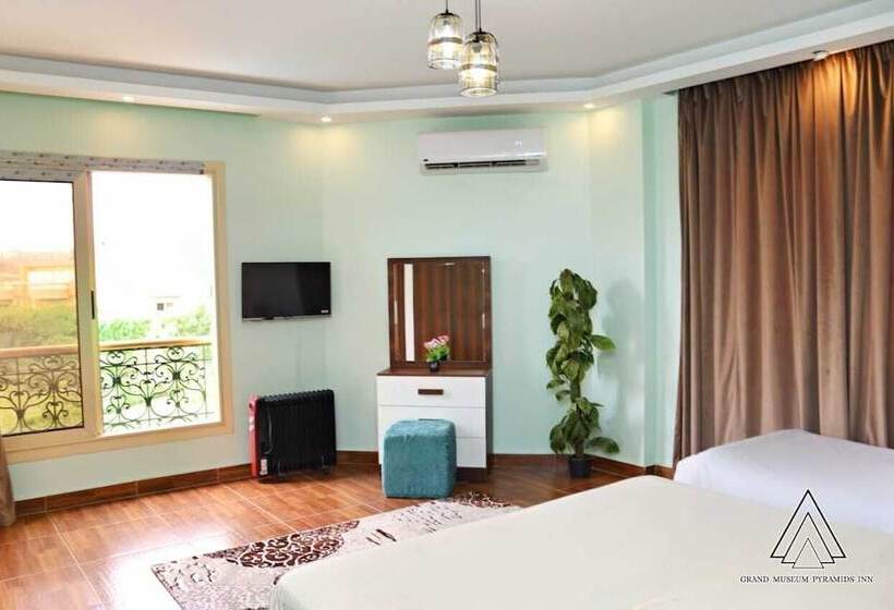 تختخواب و صبحانه Luca Pyramids Inn