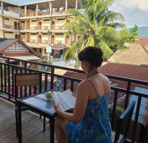 تختخواب و صبحانه Vang Vieng Victory Guesthouse