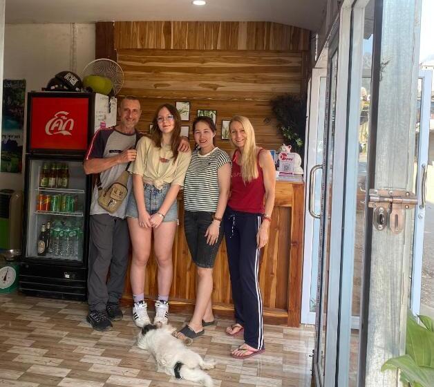 تختخواب و صبحانه Vang Vieng Victory Guesthouse