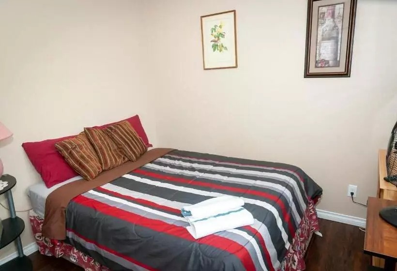 ベッドアンドブレックファースト Comfort Inn Hostel In Fraser Valley 2