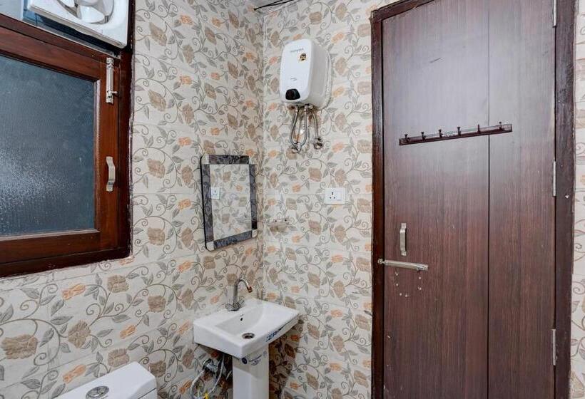 Hotel O Yuvraj Residency