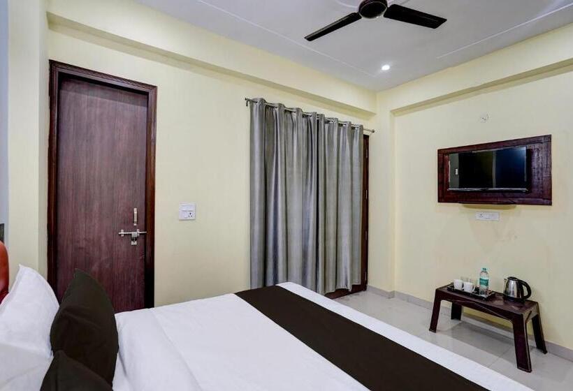 Hotel O Yuvraj Residency