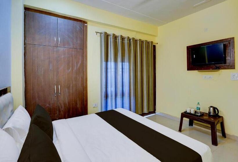 Hotel O Yuvraj Residency