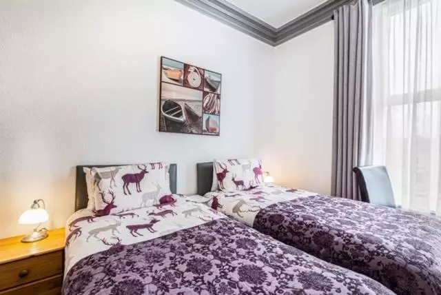 تختخواب و صبحانه The Capri Guesthouse