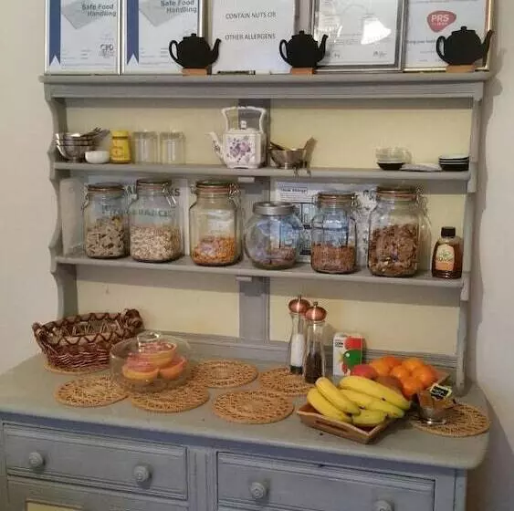 Aamiaismajoitus (B&B) Wimborne Lodge