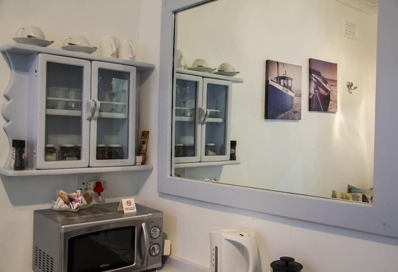 تختخواب و صبحانه Zeranka Lodge Umhlanga