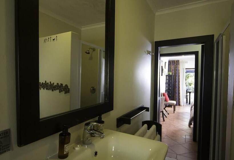 تختخواب و صبحانه Zeranka Lodge Umhlanga