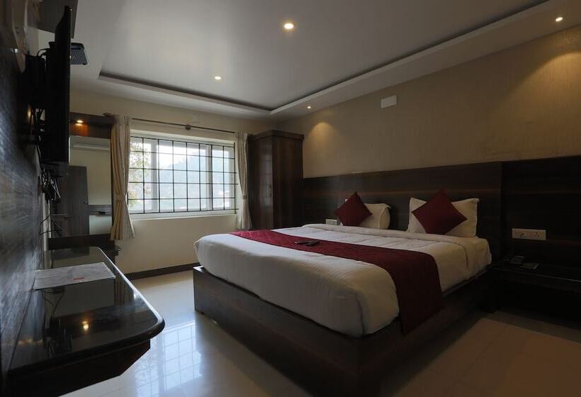 Отель Kemp S Cave