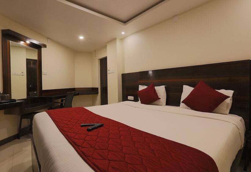 Отель Kemp S Cave