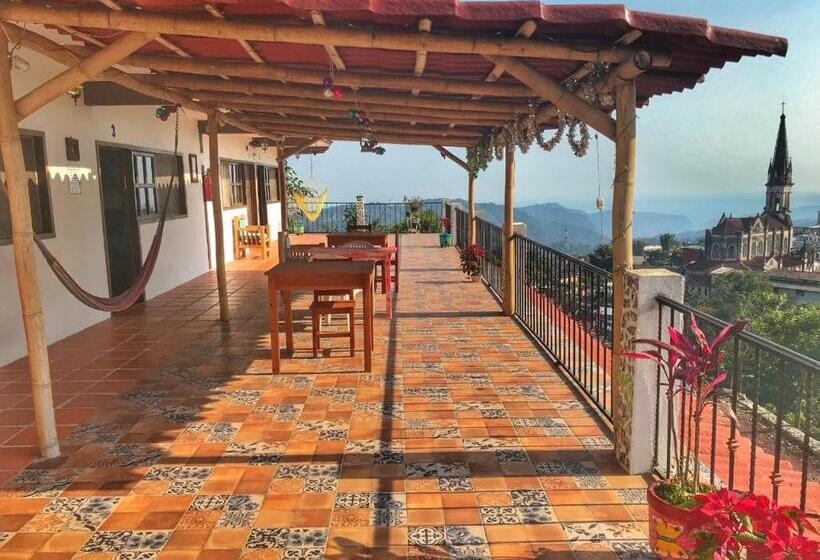 هتل Posada Jarritos