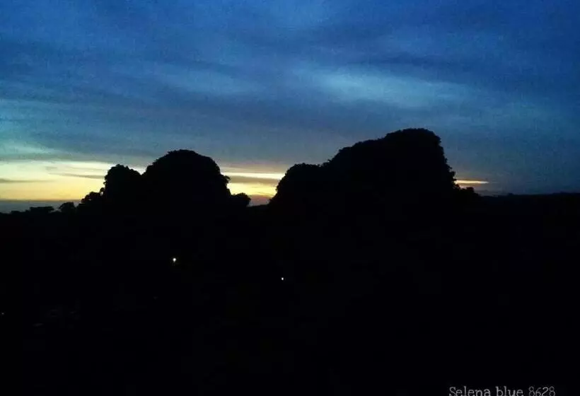 هتل Sunrise Inn