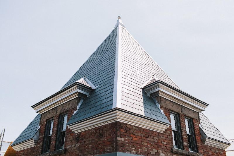 هتل The Broadview