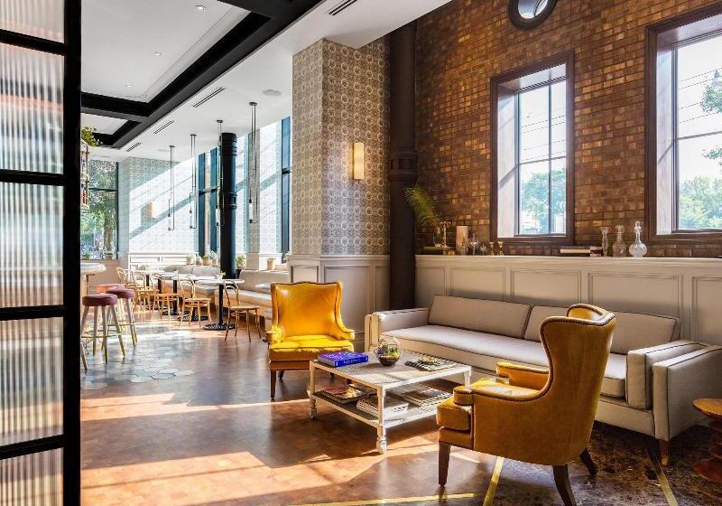 هتل The Broadview