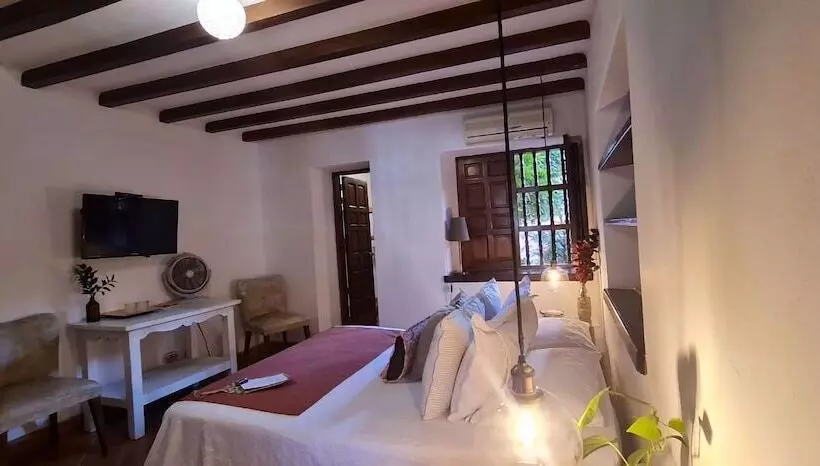 Hotelli Boutique Al Alma