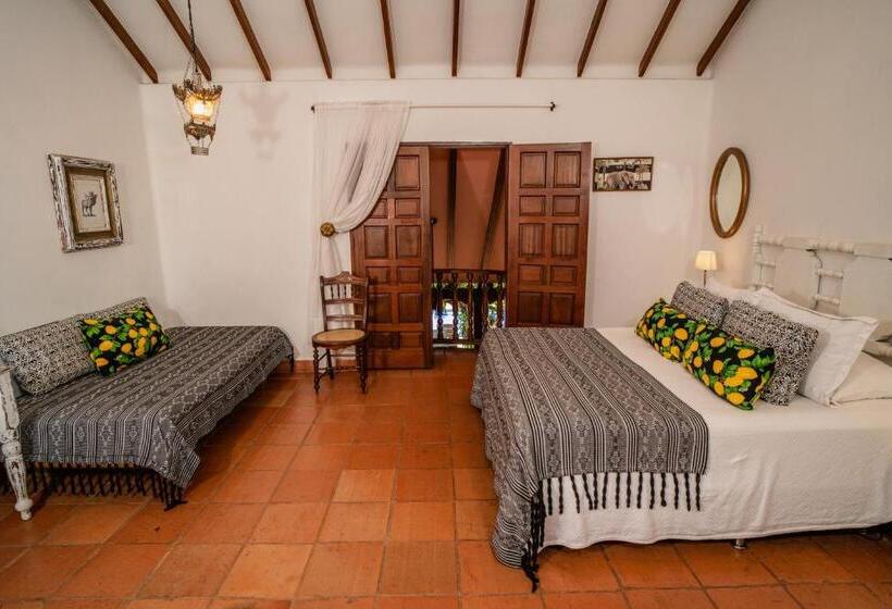 هتل Boutique Al Alma