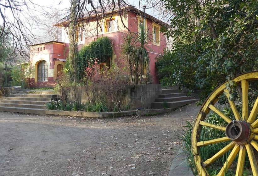 ユースホステル Hostal Los Castaños