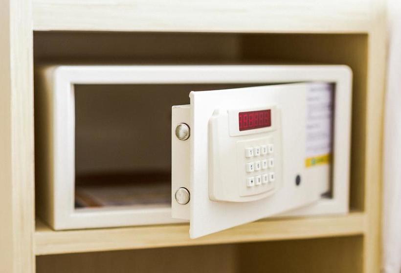 Go Hotels Cubao  Quezon City