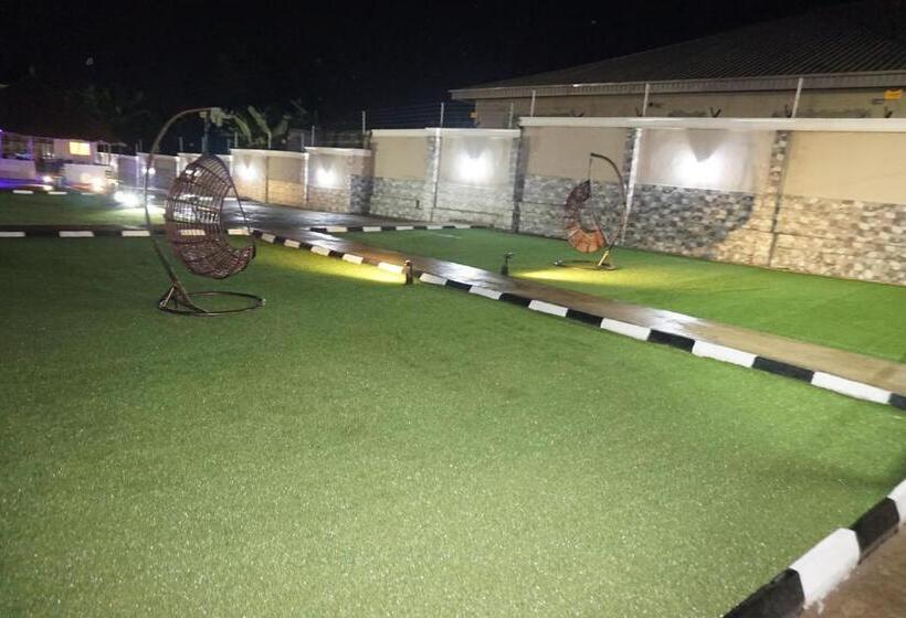 هتل Aenon Suites Oshogbo