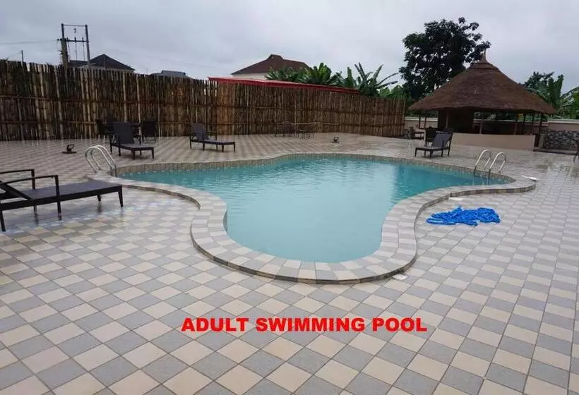 هتل Aenon Suites Oshogbo