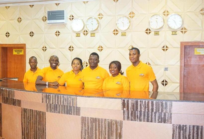 هتل Aenon Suites Oshogbo
