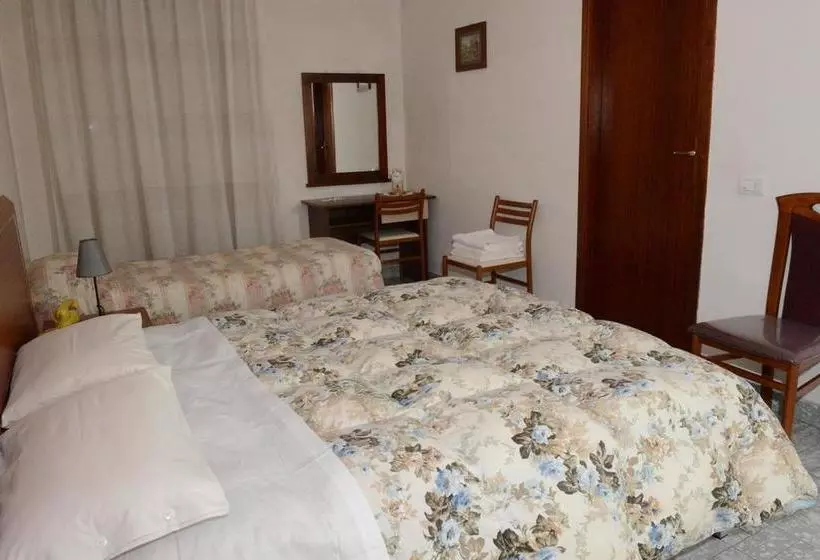ホテル Albergo Ristorante Turismo