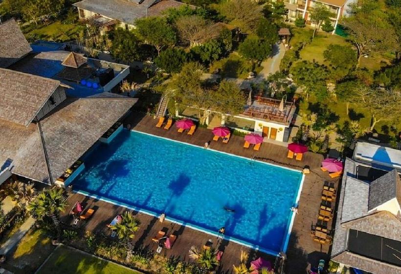 هتل Amata Garden Resort Bagan