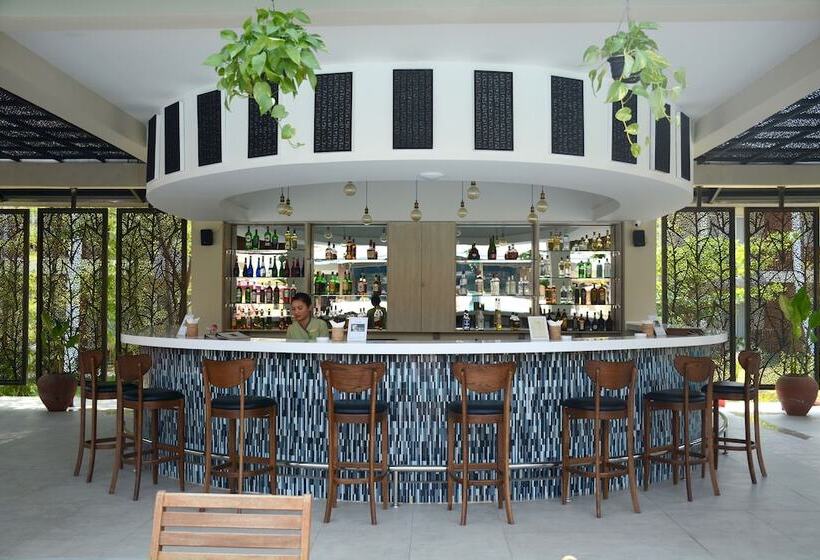 هتل Amata Garden Resort Bagan