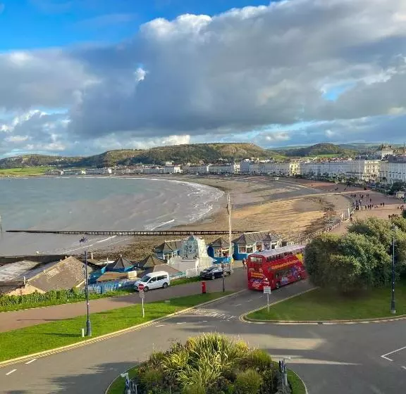Hotelli Belmont Llandudno
