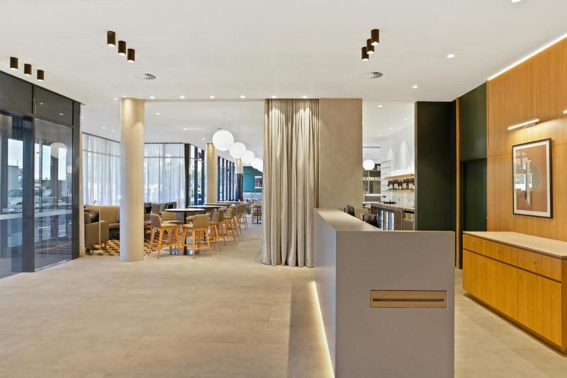 Mantra Hotel At Sydney Airport