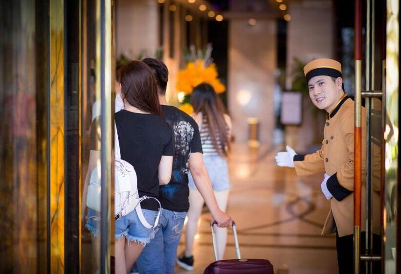 ホテル Muong Thanh Luxury Da Nang