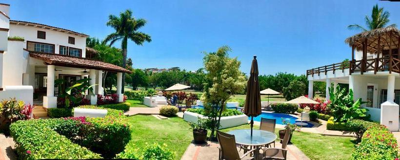 בית מלון כפרי The Green House Marina Golf  Suites & Villas