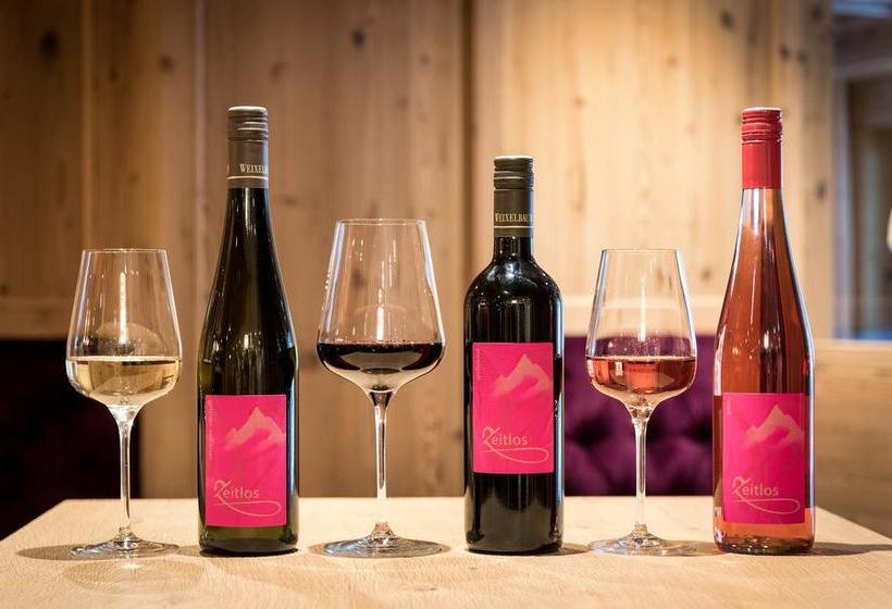 ホテル Vierjahreszeiten