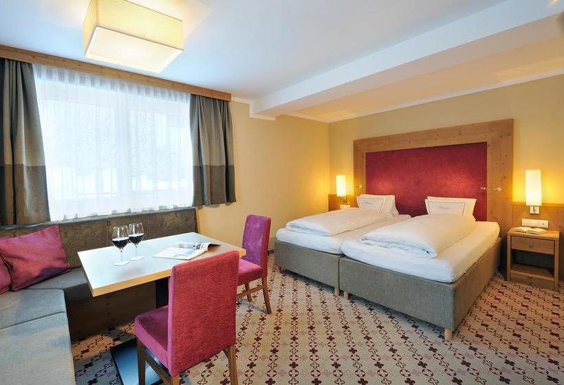 ホテル Vierjahreszeiten