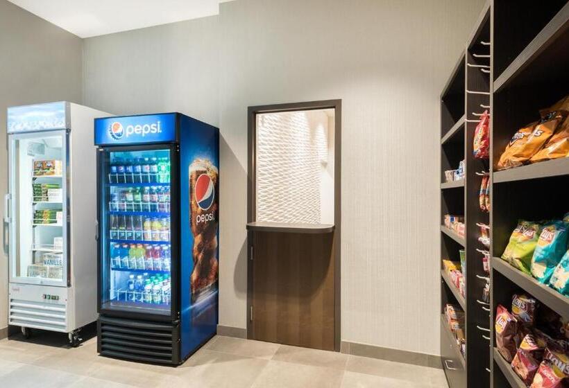 هتل Wingate By Wyndham Dieppe Moncton